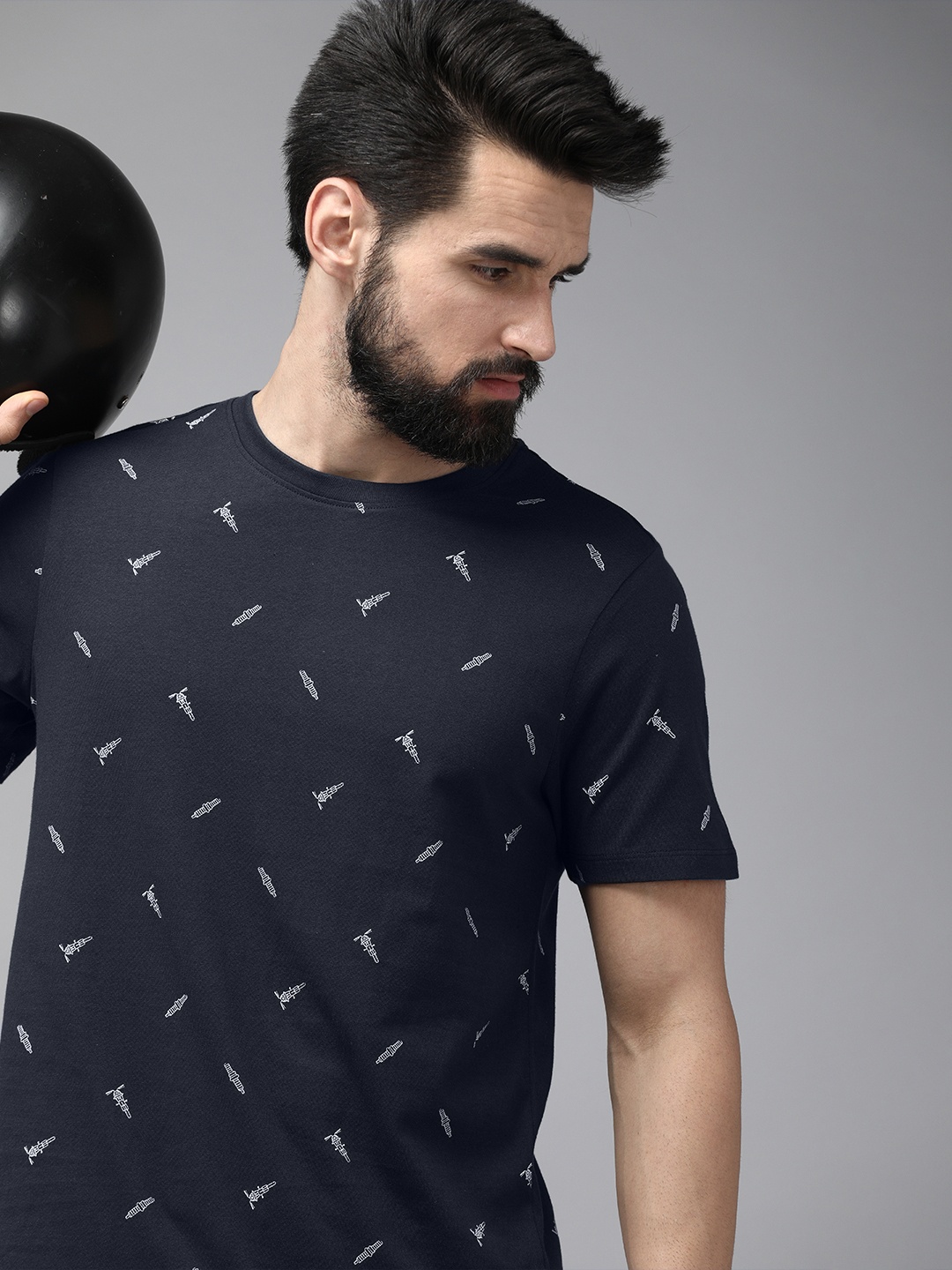 

The Roadster Lifestyle Co Men Navy Blue Printed Pure Cotton T-shirt