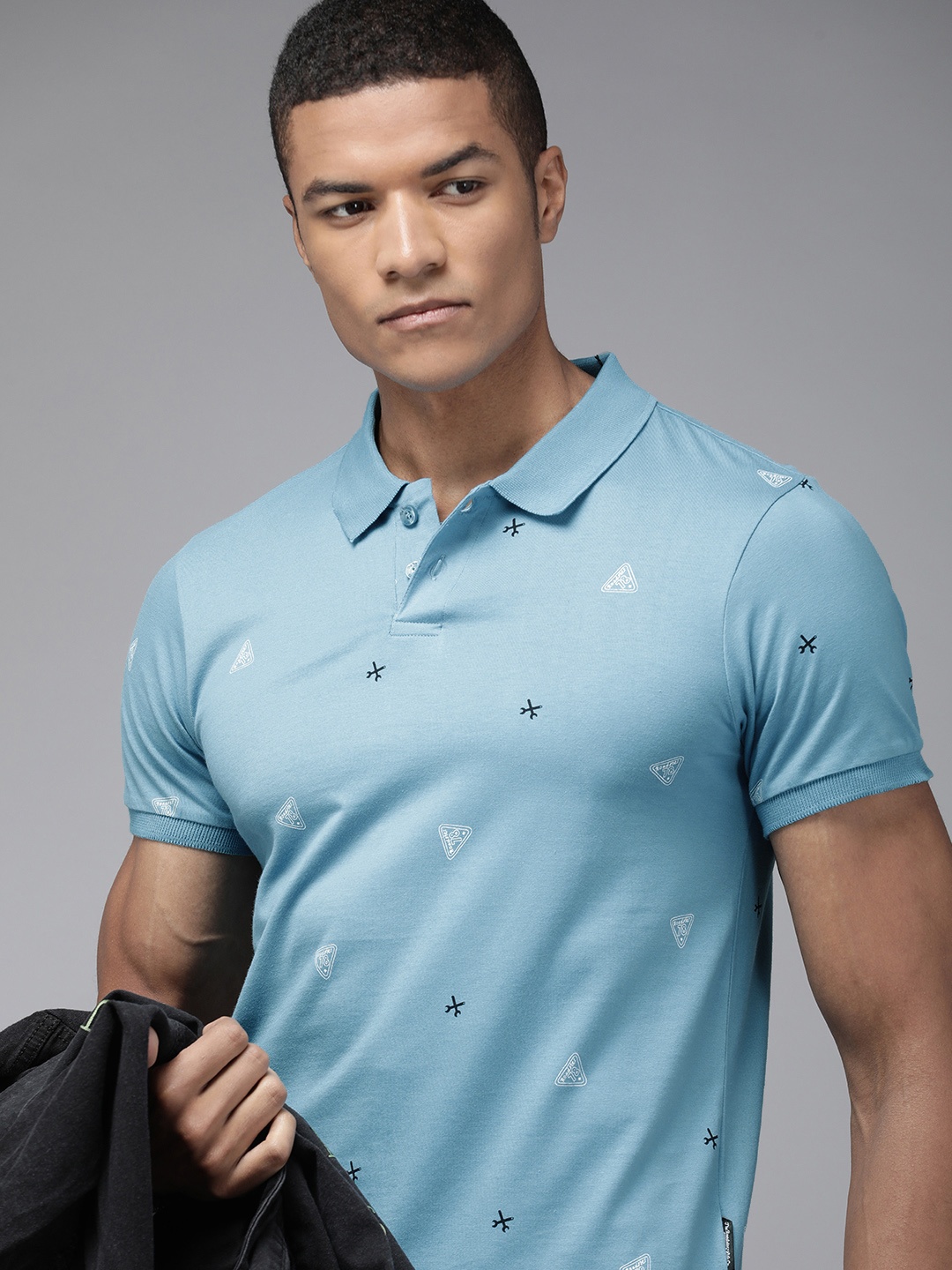 

The Roadster Lifestyle Co Men Blue & White Printed Pure Cotton Polo Collar T-shirt