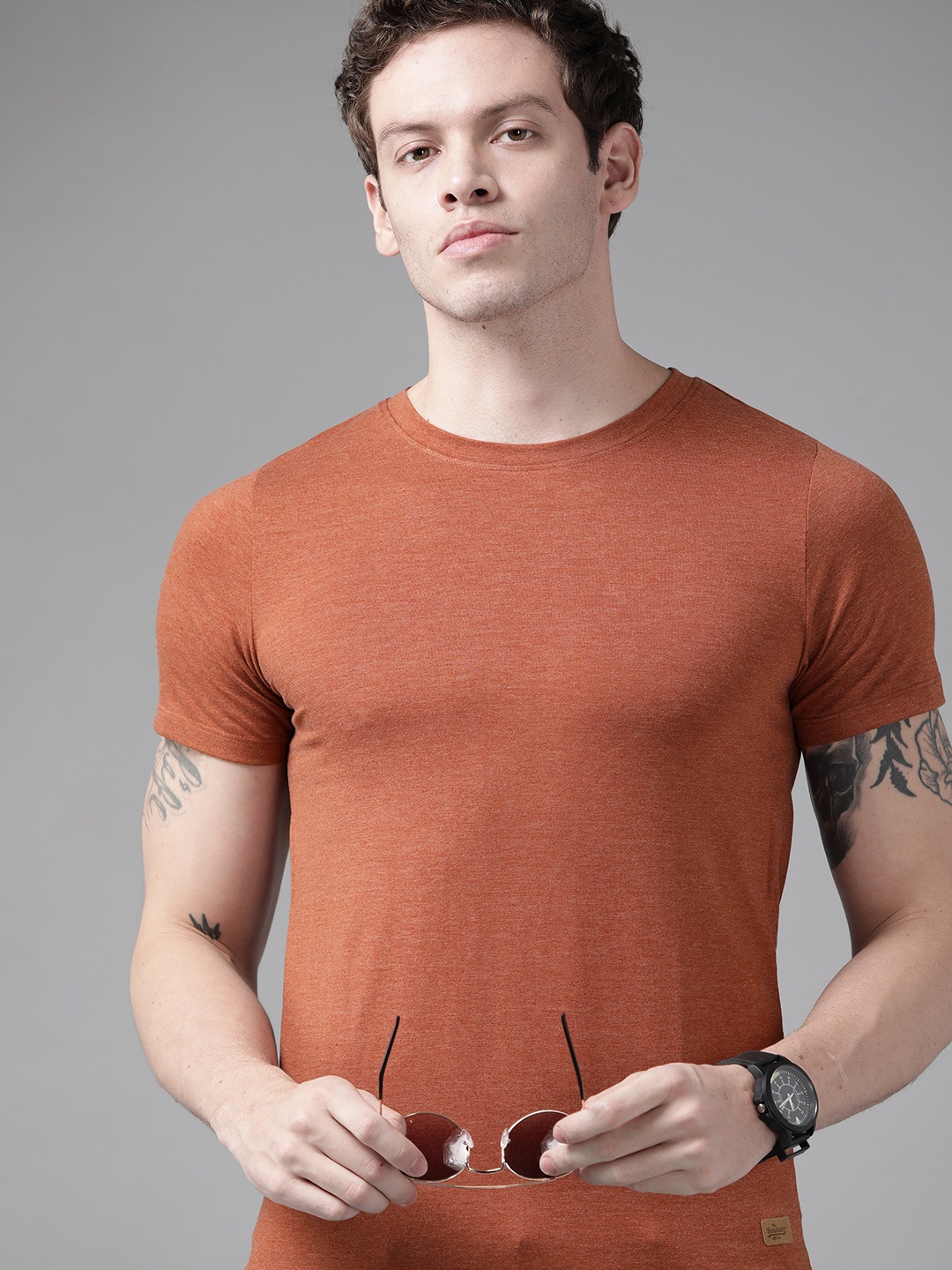 

Roadster Men Rust Brown Solid T-shirt