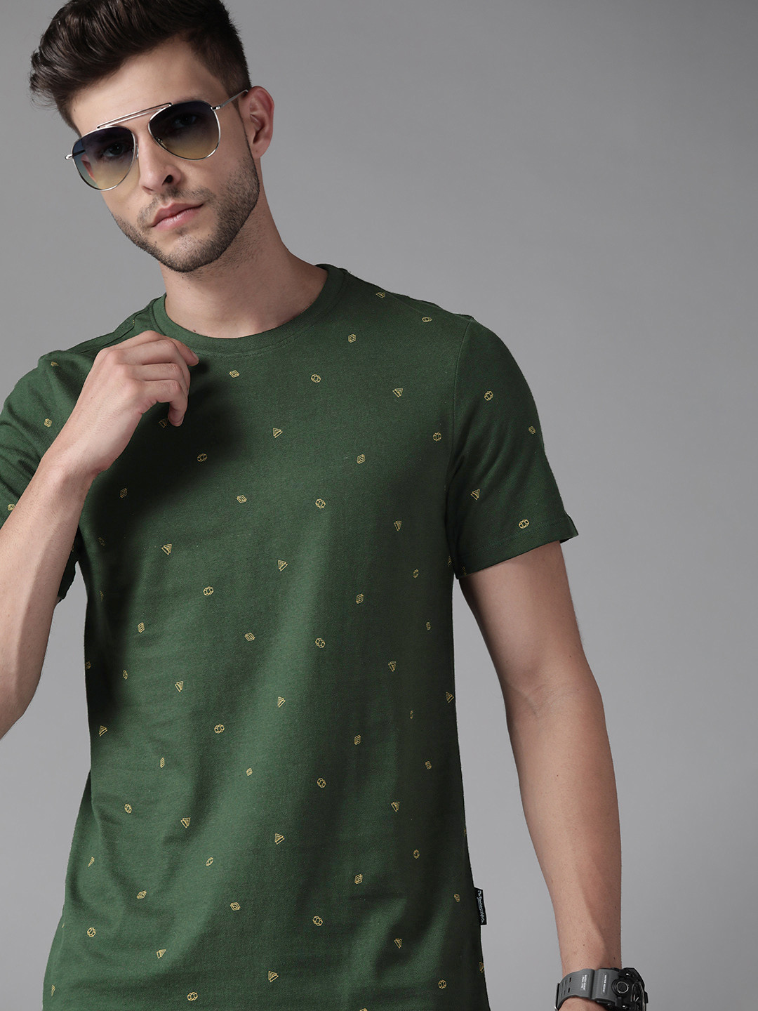 

Roadster Men Green & Mustard Yellow Geometric Print Pure Cotton T-shirt