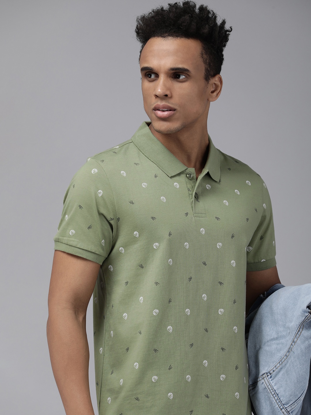 

Roadster Men Green & White Printed Polo Collar Pure Cotton T-shirt