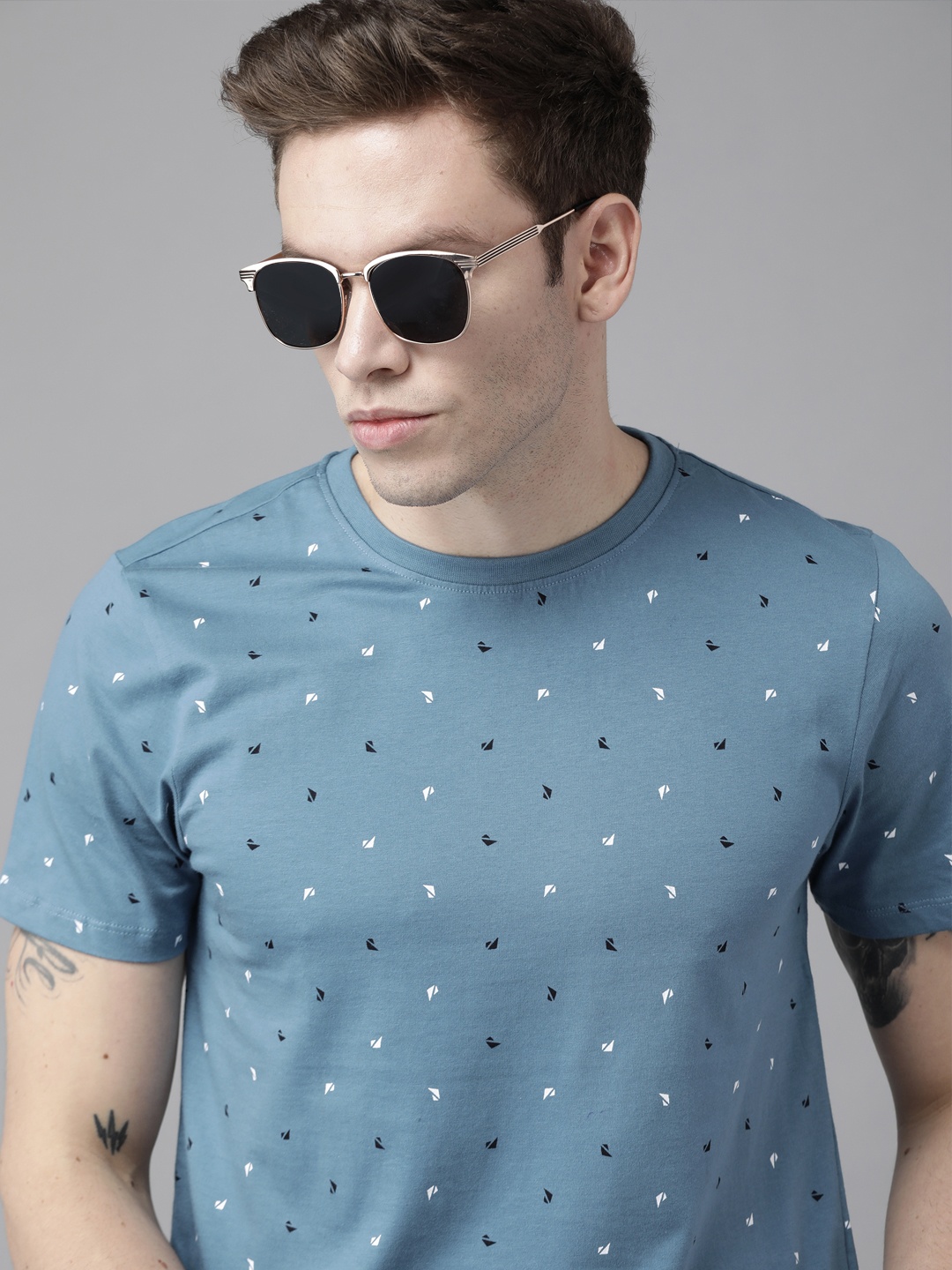 

Roadster Men Blue Printed Pure Cotton T-shirt