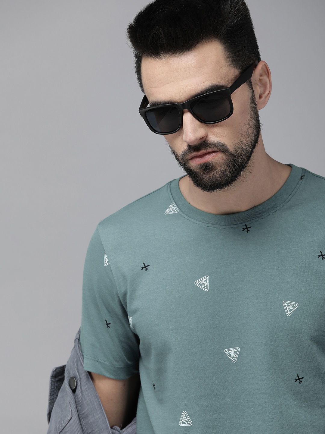 

Roadster Men Sea Green & White Printed Round Neck T-shirt