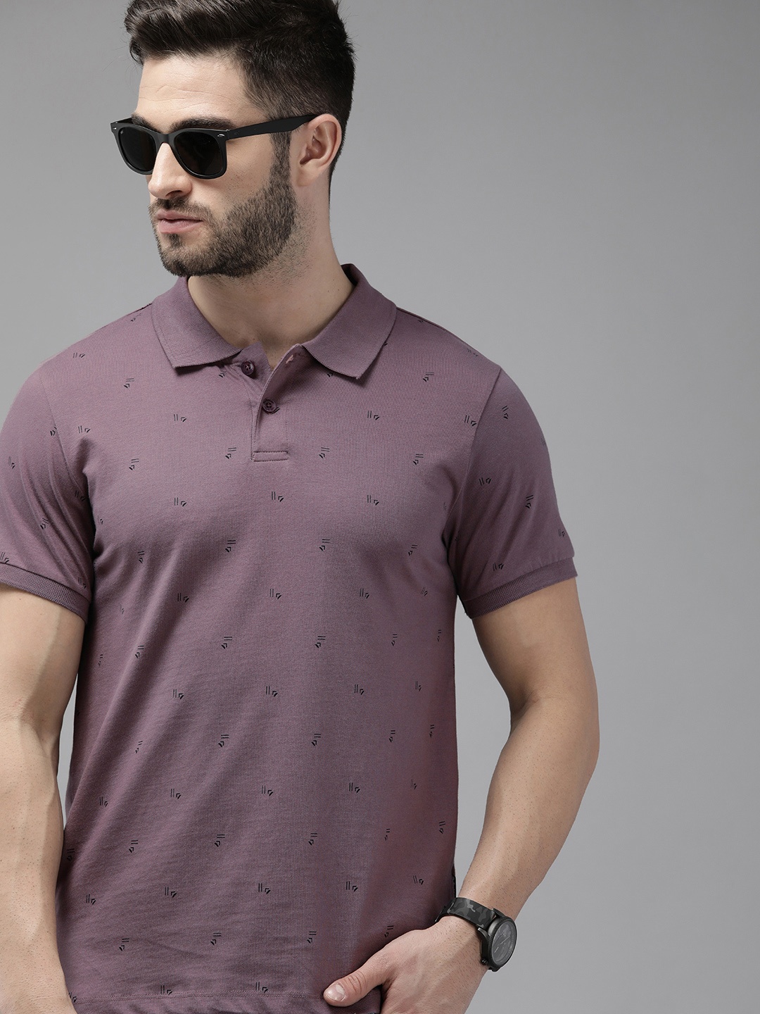 

The Roadster Lifestyle Co Men Mauve Printed Pure Cotton Polo Collar T-shirt