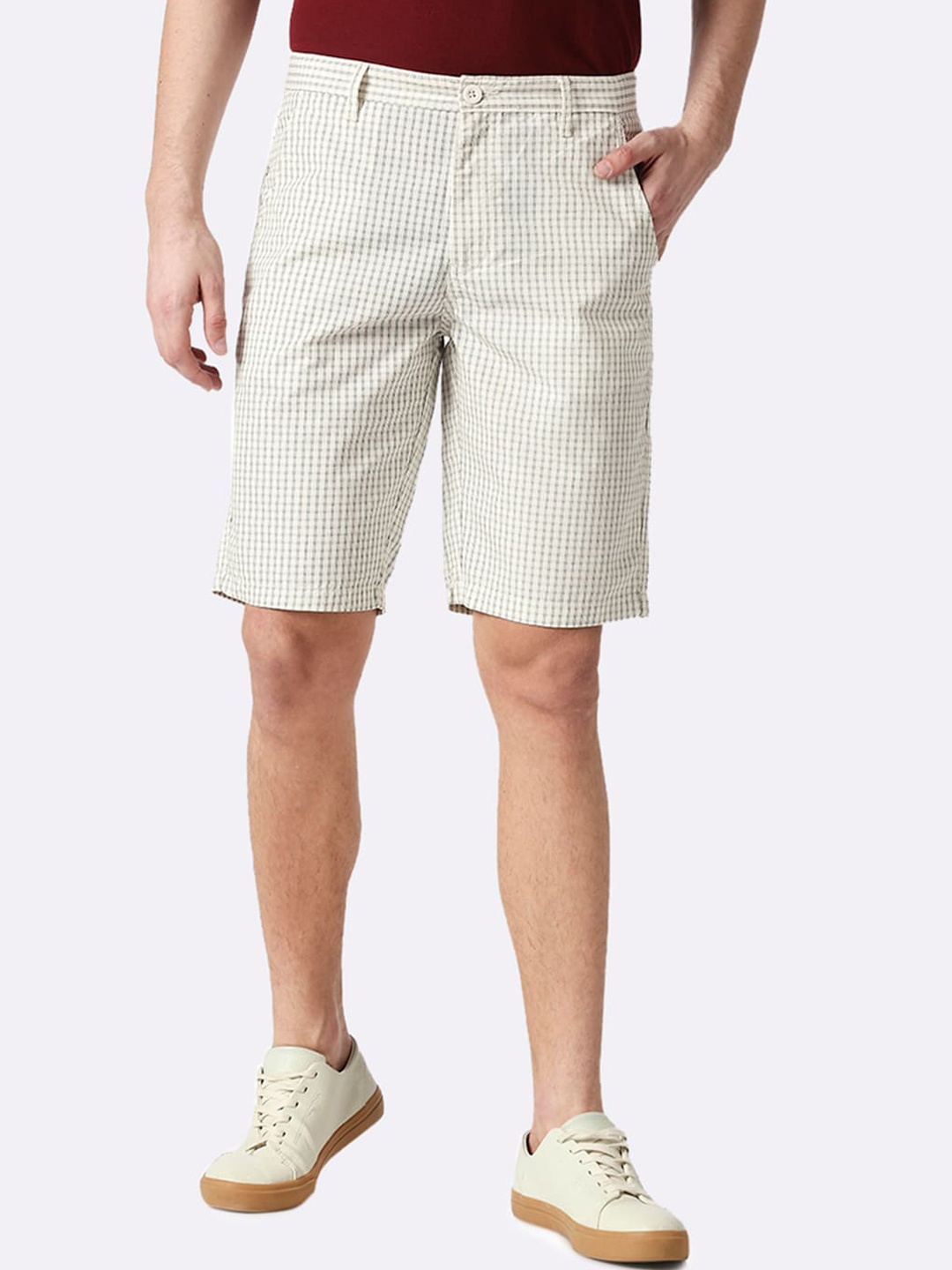 

Bewakoof Men White Checked Cotton Shorts