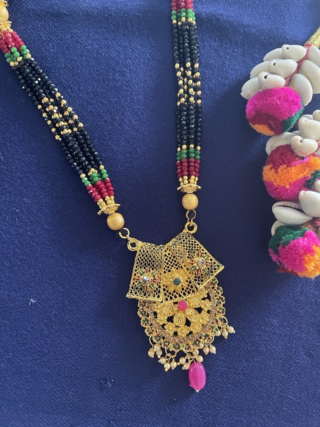 

Digital Dress Room Gold-Plated Red & Black Beaded Mangalsutra