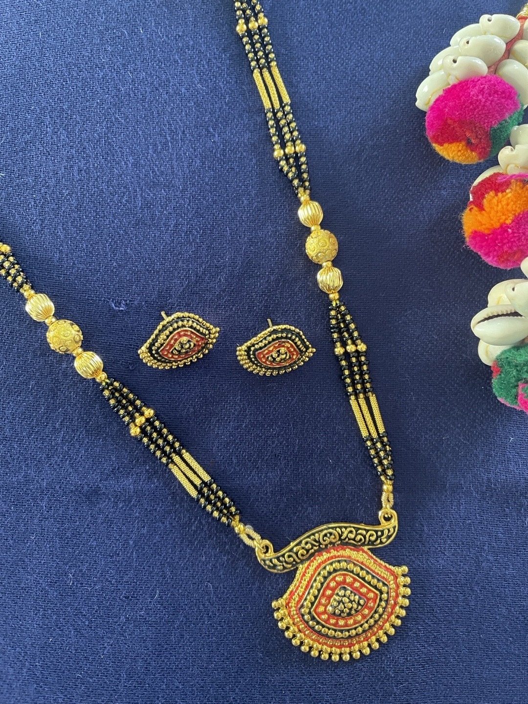 

Digital Dress Room Gold-Plated & Black Beaded Mangalsutra With Earrings