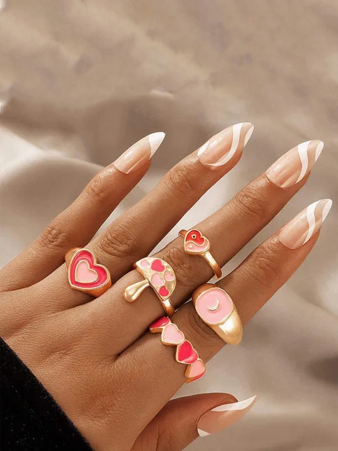 

Jewels Galaxy Set Of 5 Gold-Plated & Pink Finger Rings