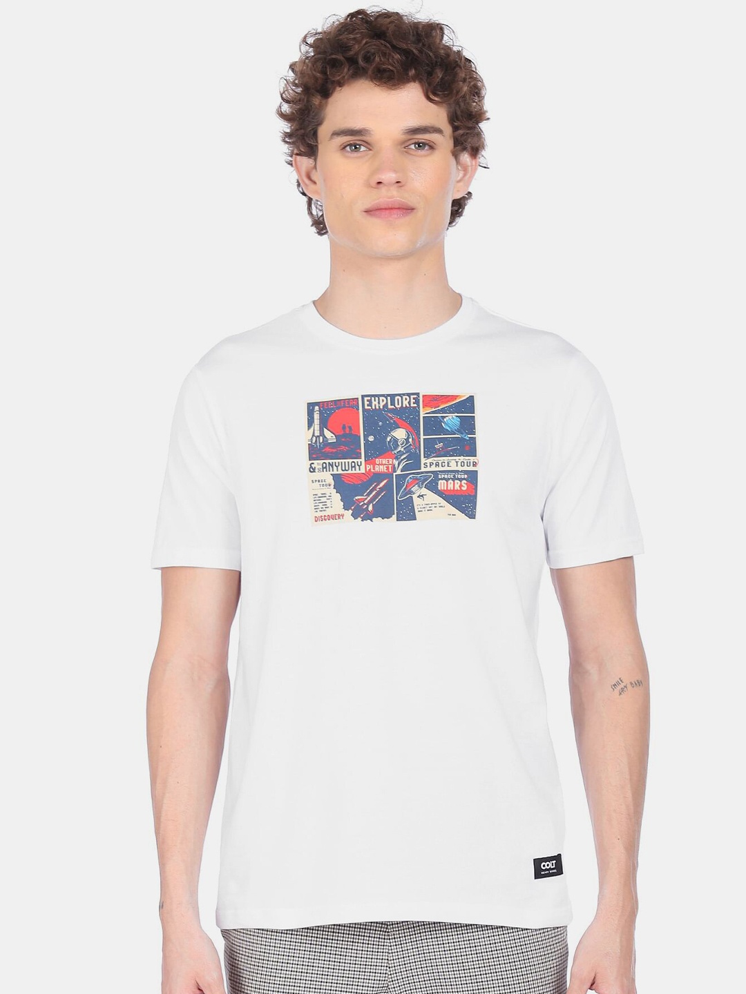 

Colt Men White & Blue Printed Cotton T-shirt