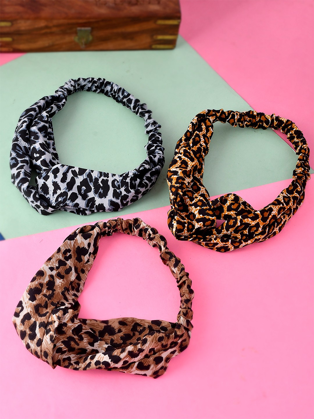 

Silvermerc Designs Girls Brown & Black Set of 3 Hairband