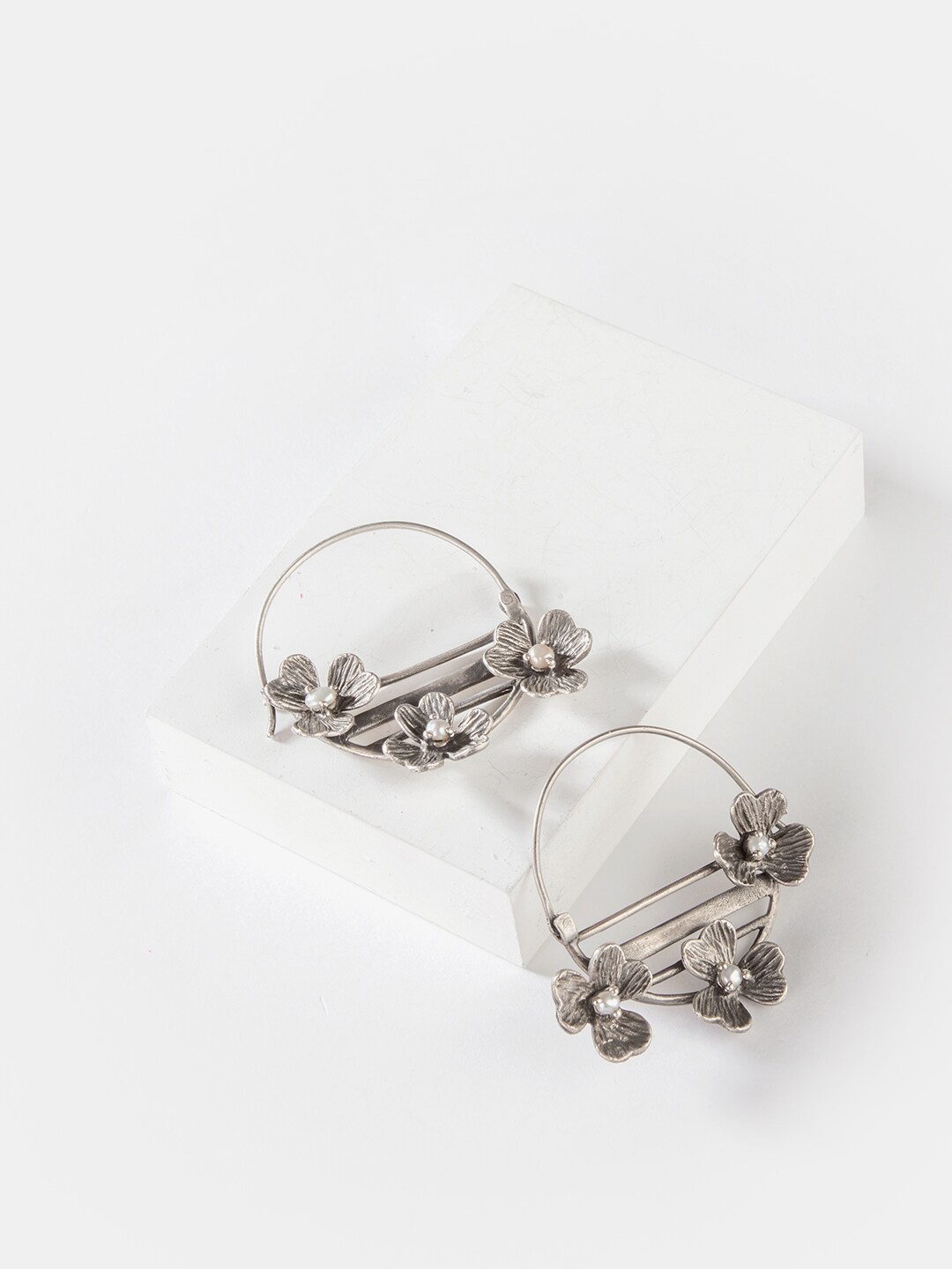 

SHAYA Silver-Toned Contemporary Studs Earrings