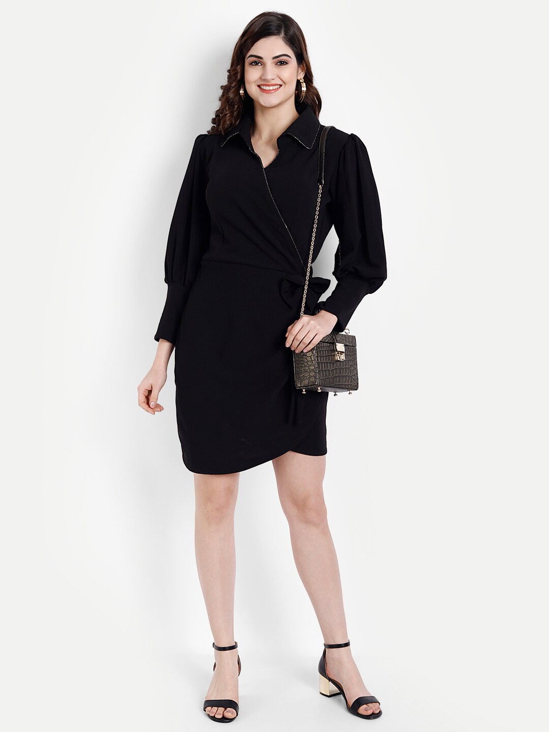 

BROADSTAR Black Solid Wrap Dress