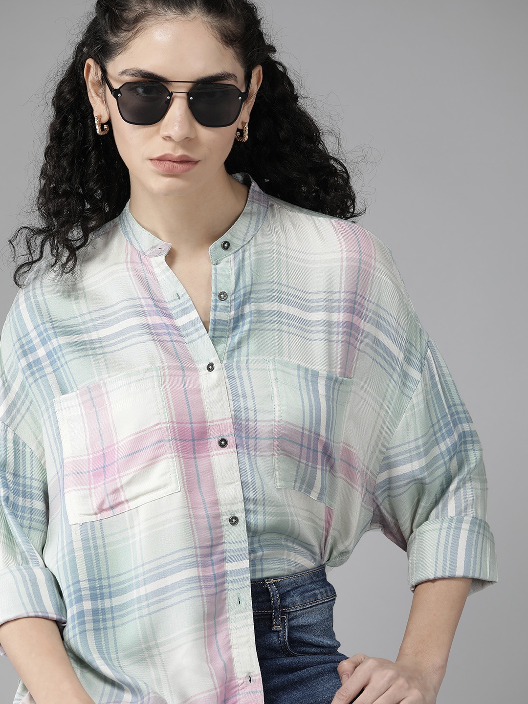 

Roadster Women White & Green Tartan Checked Casual Shirt