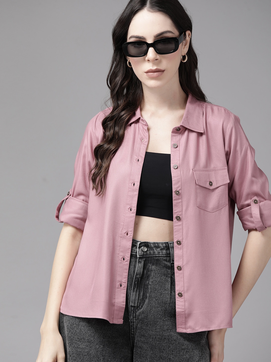 

The Roadster Lifestyle Co. Solid Casual Shirt, Pink