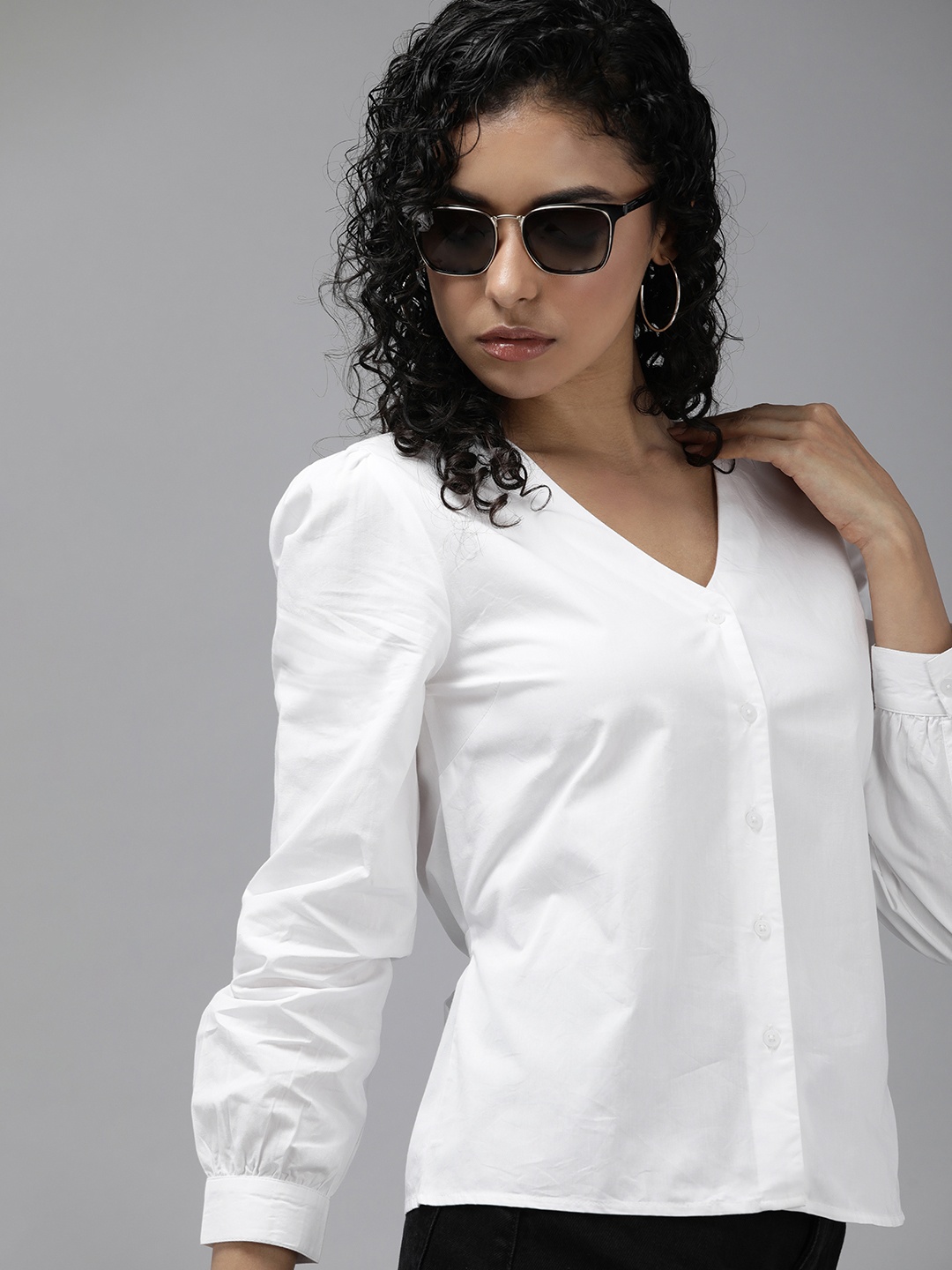 

The Roadster Lifestyle Co. Pure Cotton V-Neck Shirt Style Top, White