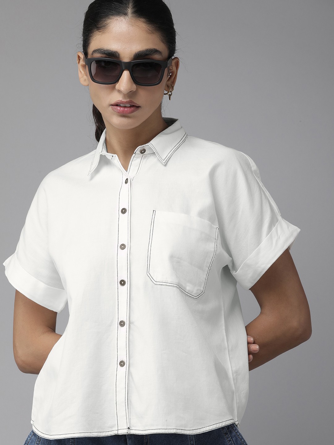 The Roadster Lifestyle Co. Women White Pure Cotton Short Sleeves Casual Shirt