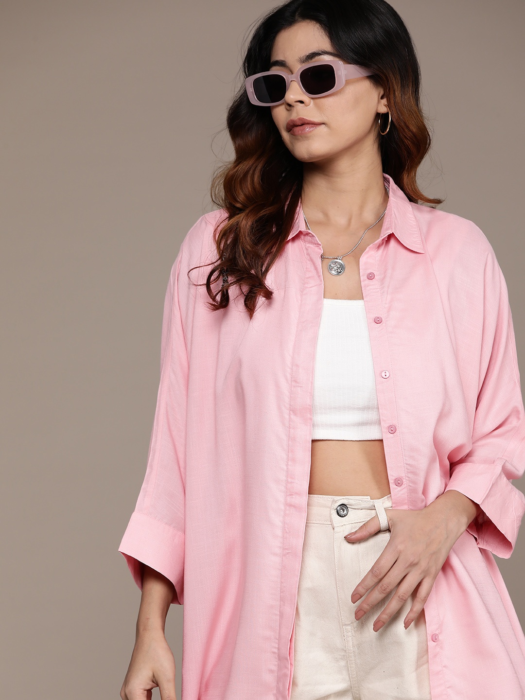 

The Roadster Lifestyle Co. Extended Sleeves Longline Shirt, Pink