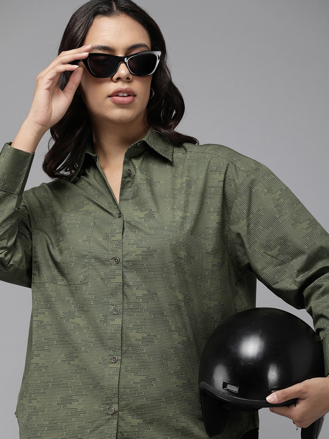 

The Roadster Life Co. Boxy Geometric Printed Pure Cotton Casual Shirt, Olive