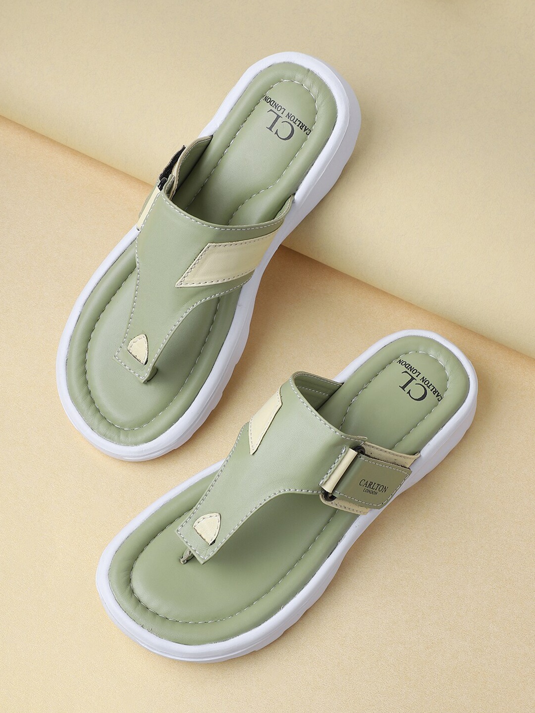

Carlton London sports Women Thong Flip-Flops, Olive