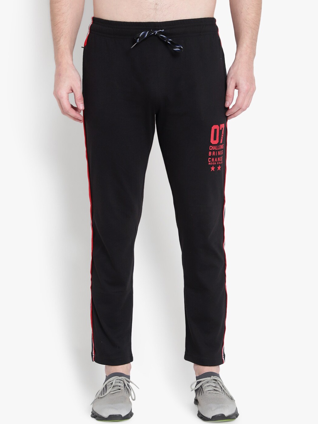 

Reich Color Men Black Printed Dry-Fit Cotton Track Pants