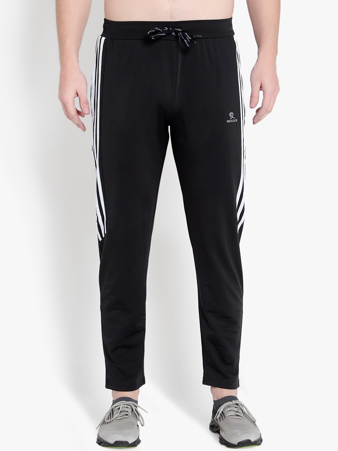 

Reich Color Men Black Solid Slim Fit Track Pants