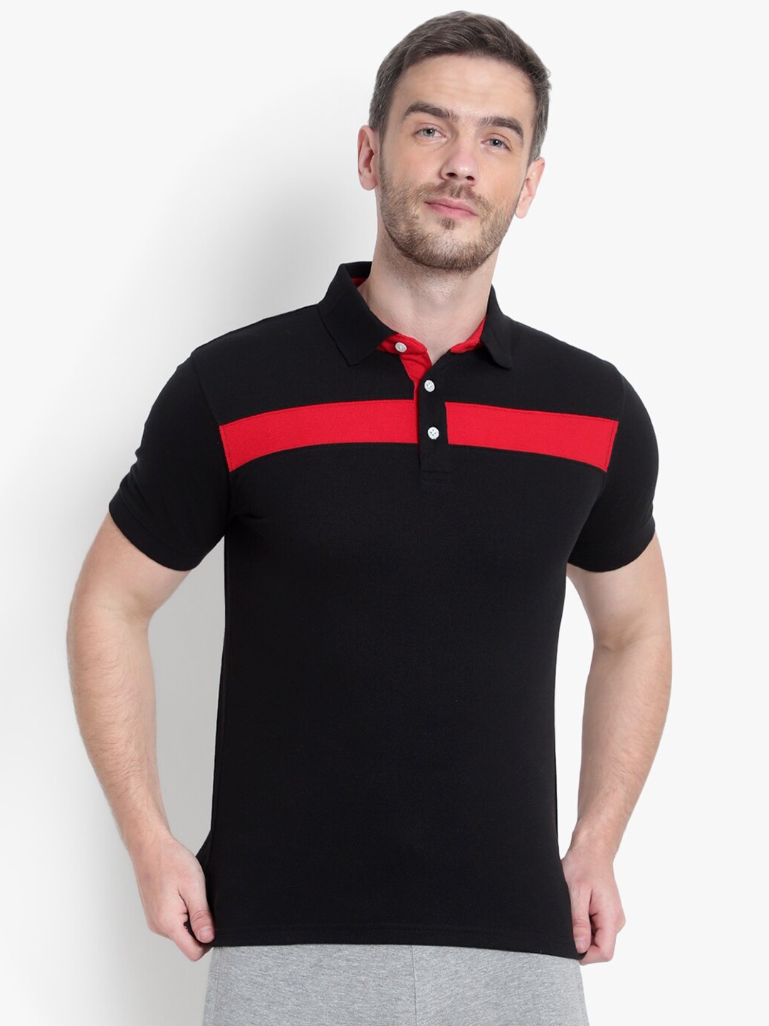 

Reich Color Men Black Polo Collar Regular Fit T-shirt