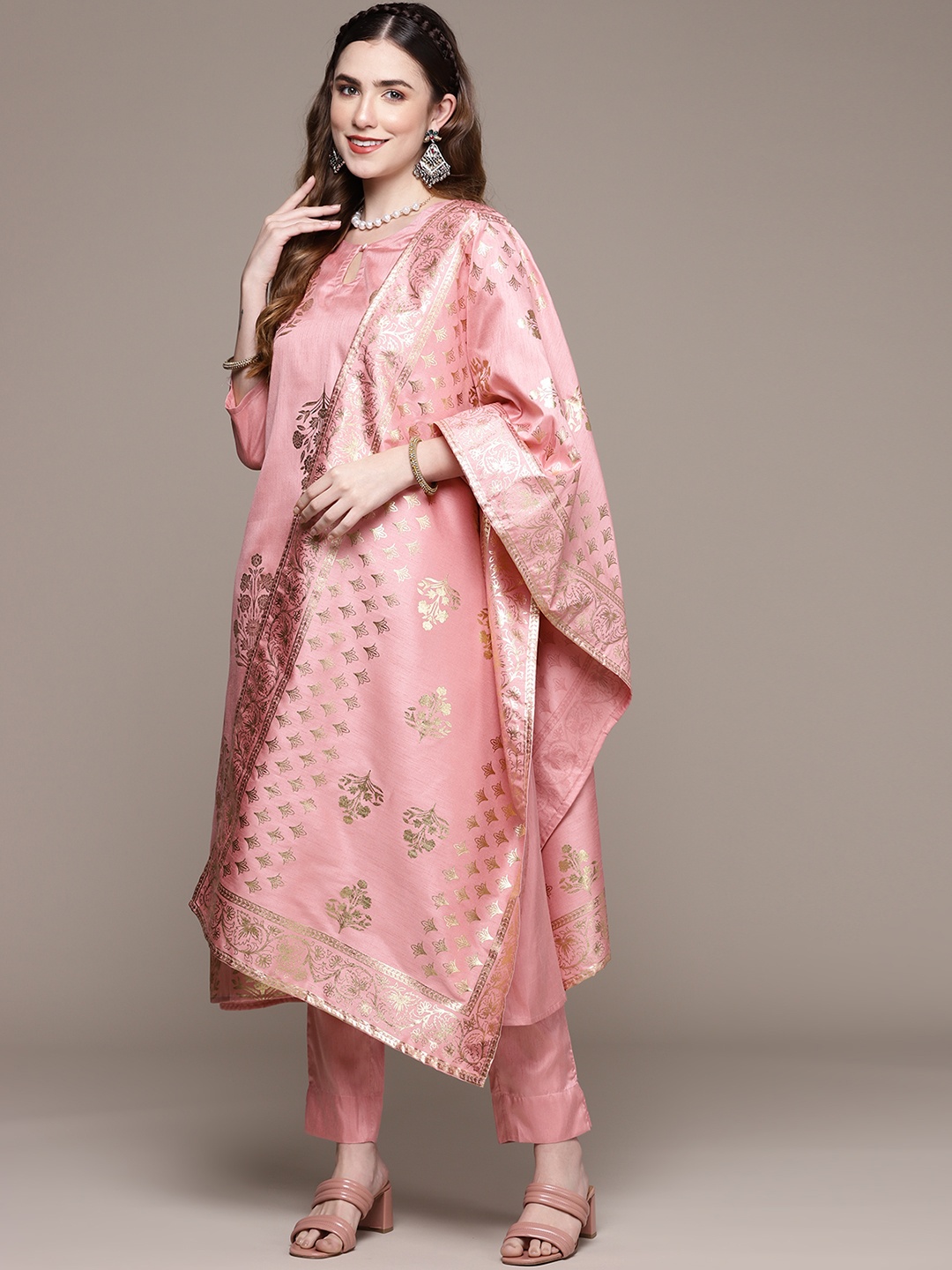 

ZIYAA Women Pink Floral Printed Kurta with Trousers & Dupatta