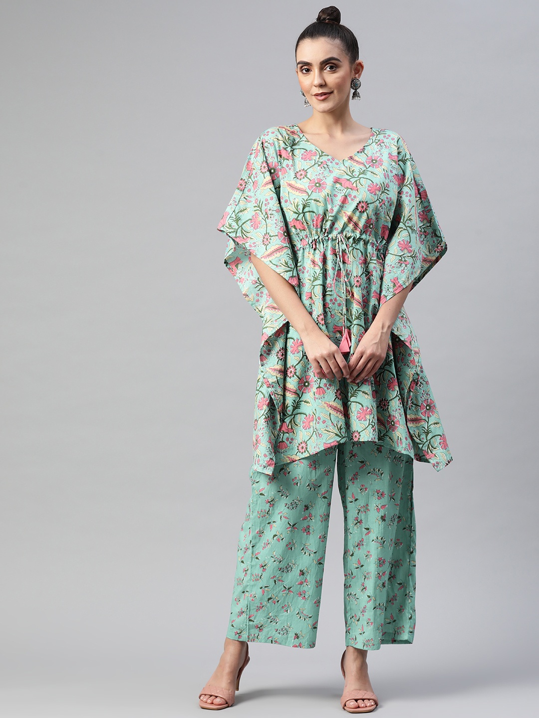 

Yuris Women Blue Floral Printed Pleated Pure Cotton Kurta with Palazzos