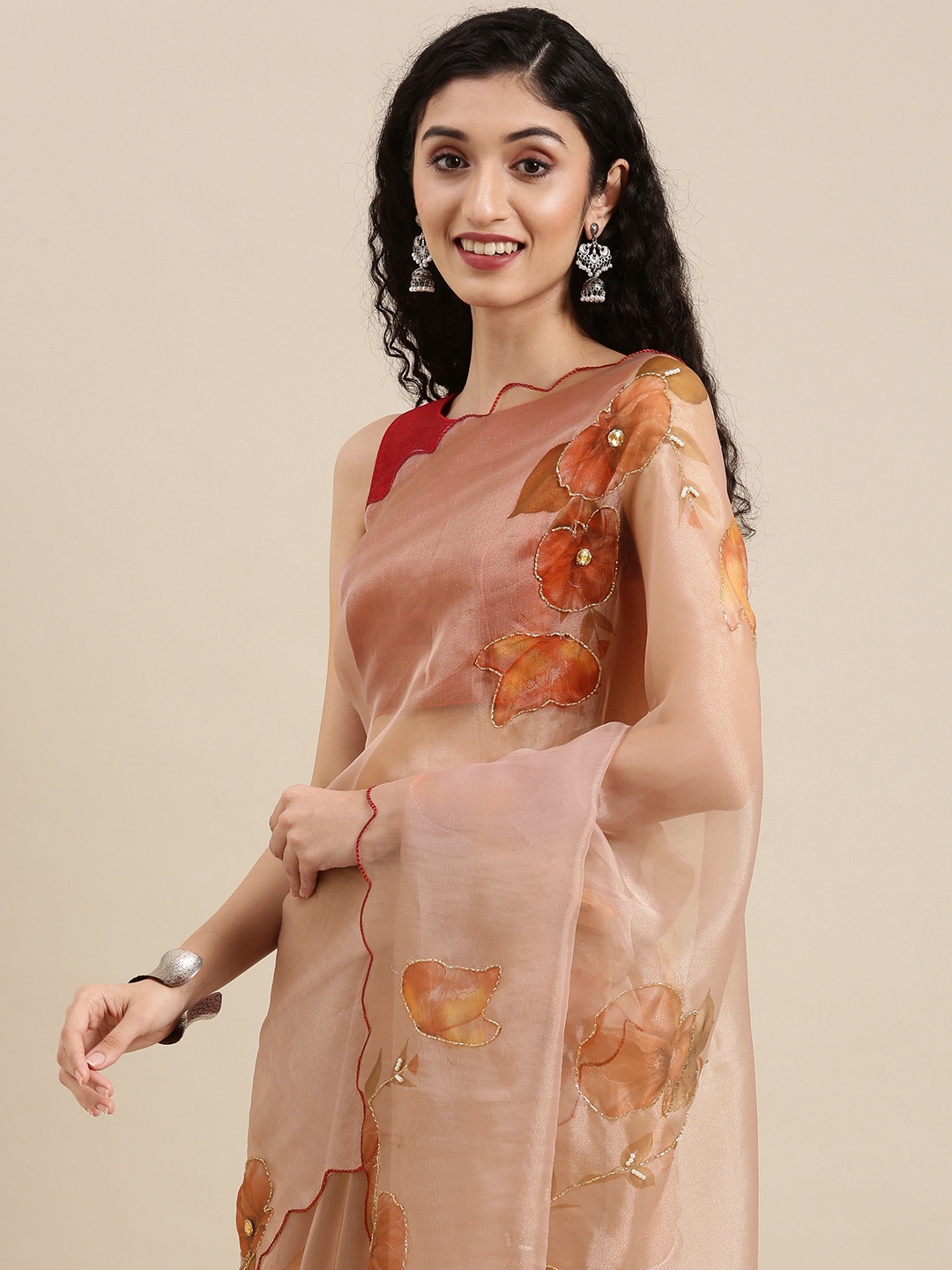 

VASTRANAND Cream Floral Beads and Stones Organza Saree
