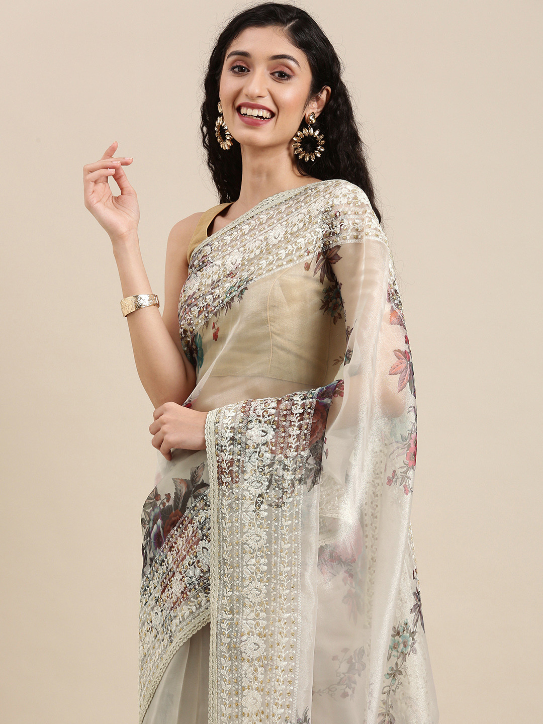 

VASTRANAND Cream-Coloured & Pink Floral Organza Saree