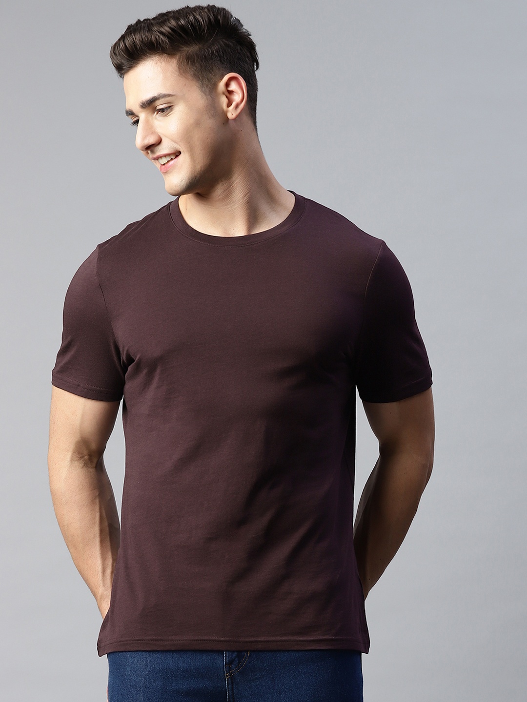 

Marks & Spencer Men Burgundy Solid Cotton T-shirt