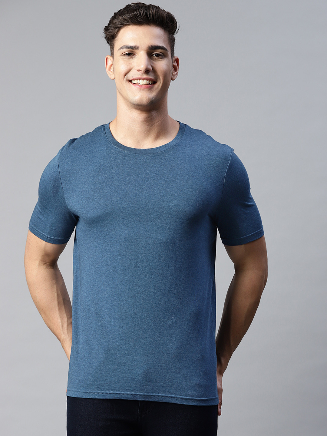 

Marks & Spencer Men Teal Blue Pure Cotton T-shirt
