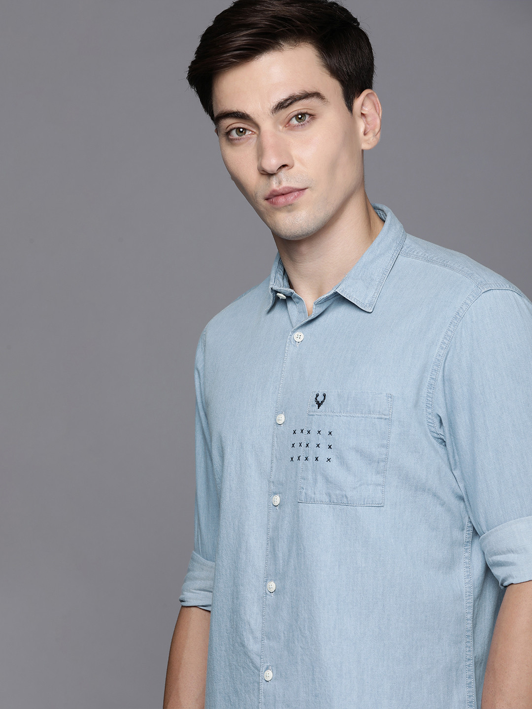 

Allen Solly Sport Men Blue Solid Custom Fit Pure Cotton Casual Shirt With Printed Pocket