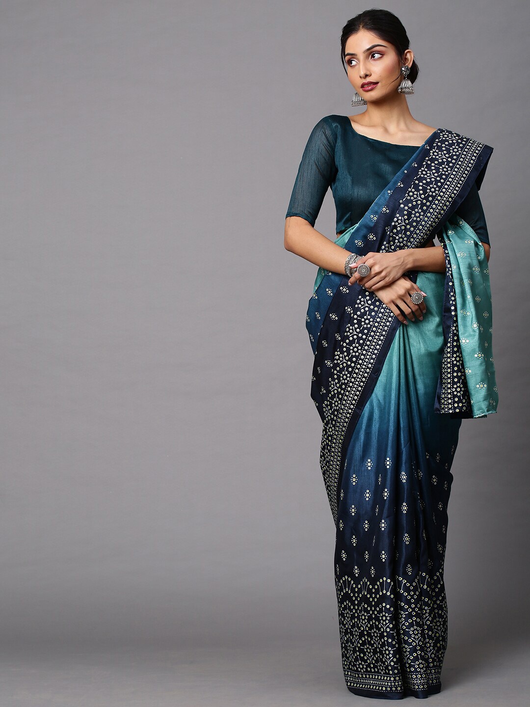 

Mitera Teal & Blue Silk Blend Printed Party Wear Bandhani Saree