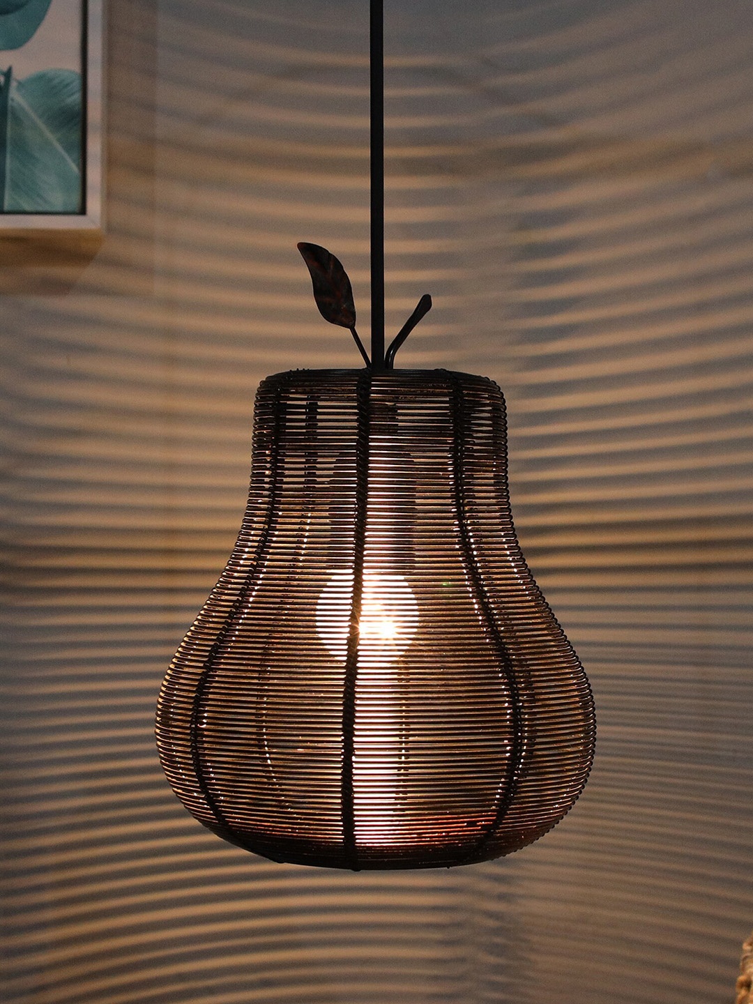 

Homesake Black Pear Shaped Metal Wire Mesh Pendant Light