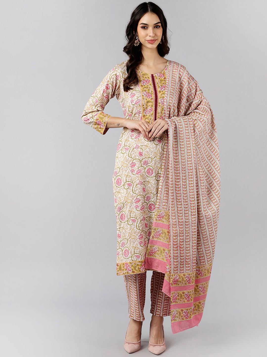 

AHIKA Women Pink Floral Printed Pure Cotton Kurti Set With Dupatta