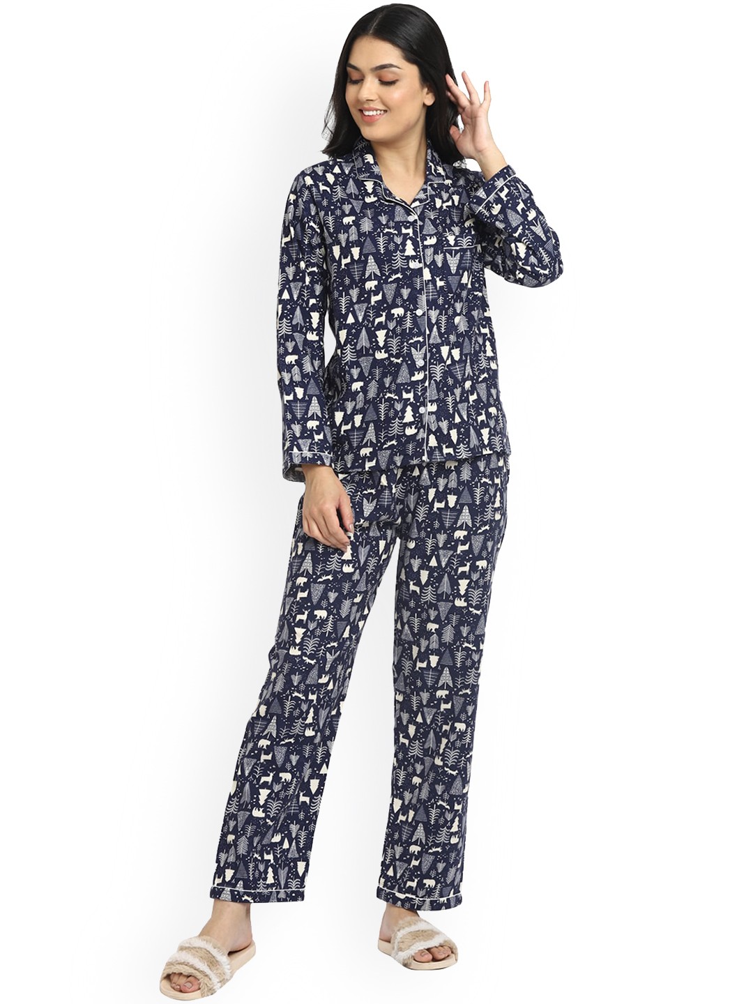 

shopbloom Women Navy Blue & White Printed Night Suit