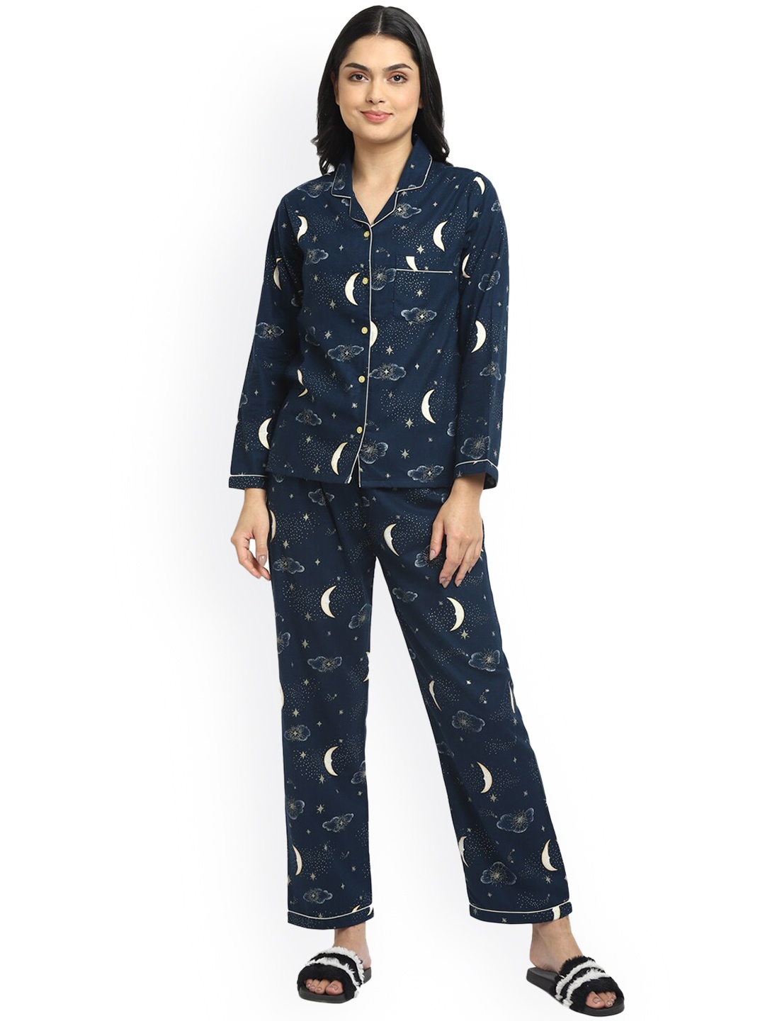 

shopbloom Women Blue & White Printed Night suit