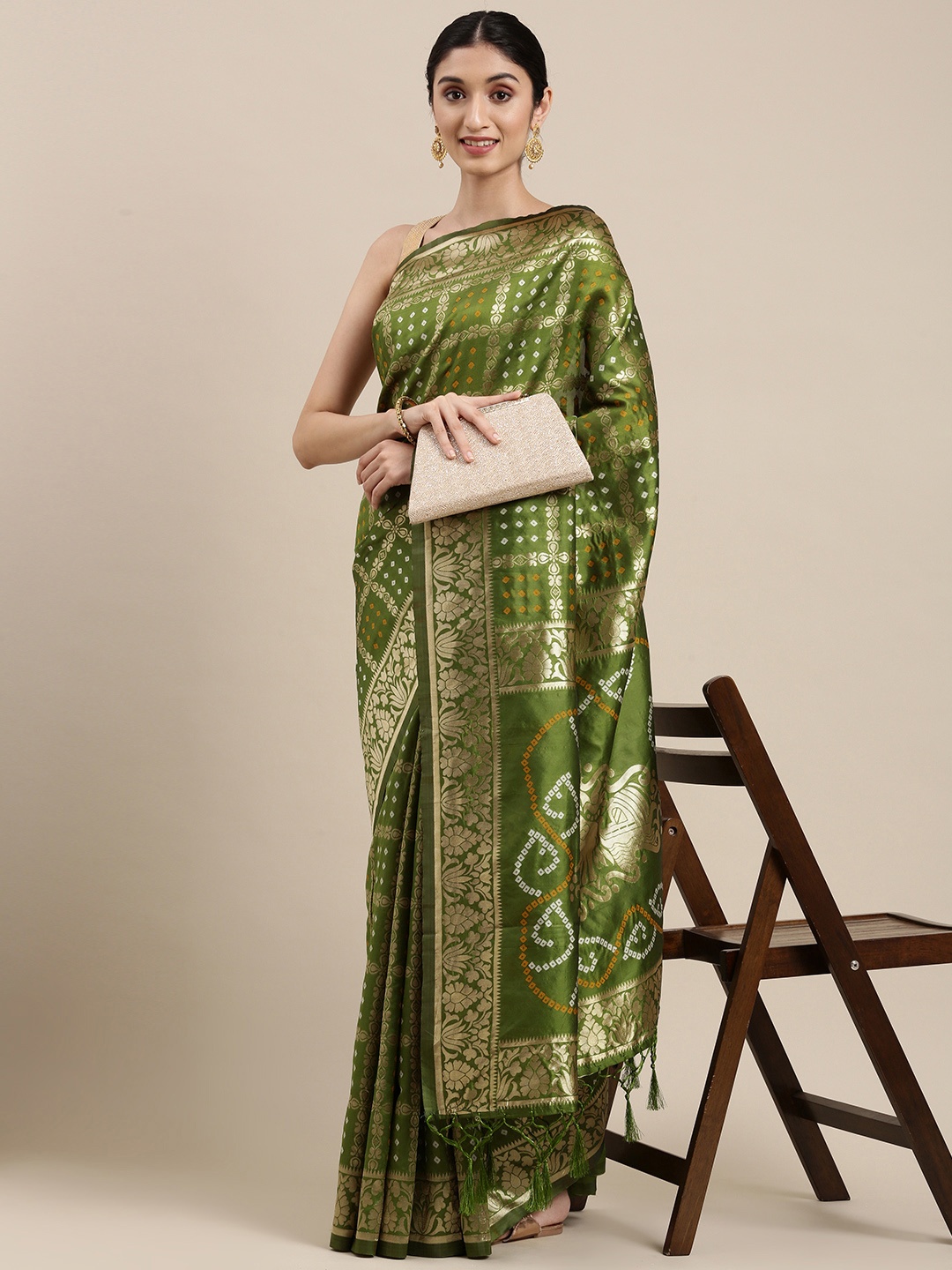 

Mitera Olive Green & Golden Bandhani Silk Blend Bandhani Saree