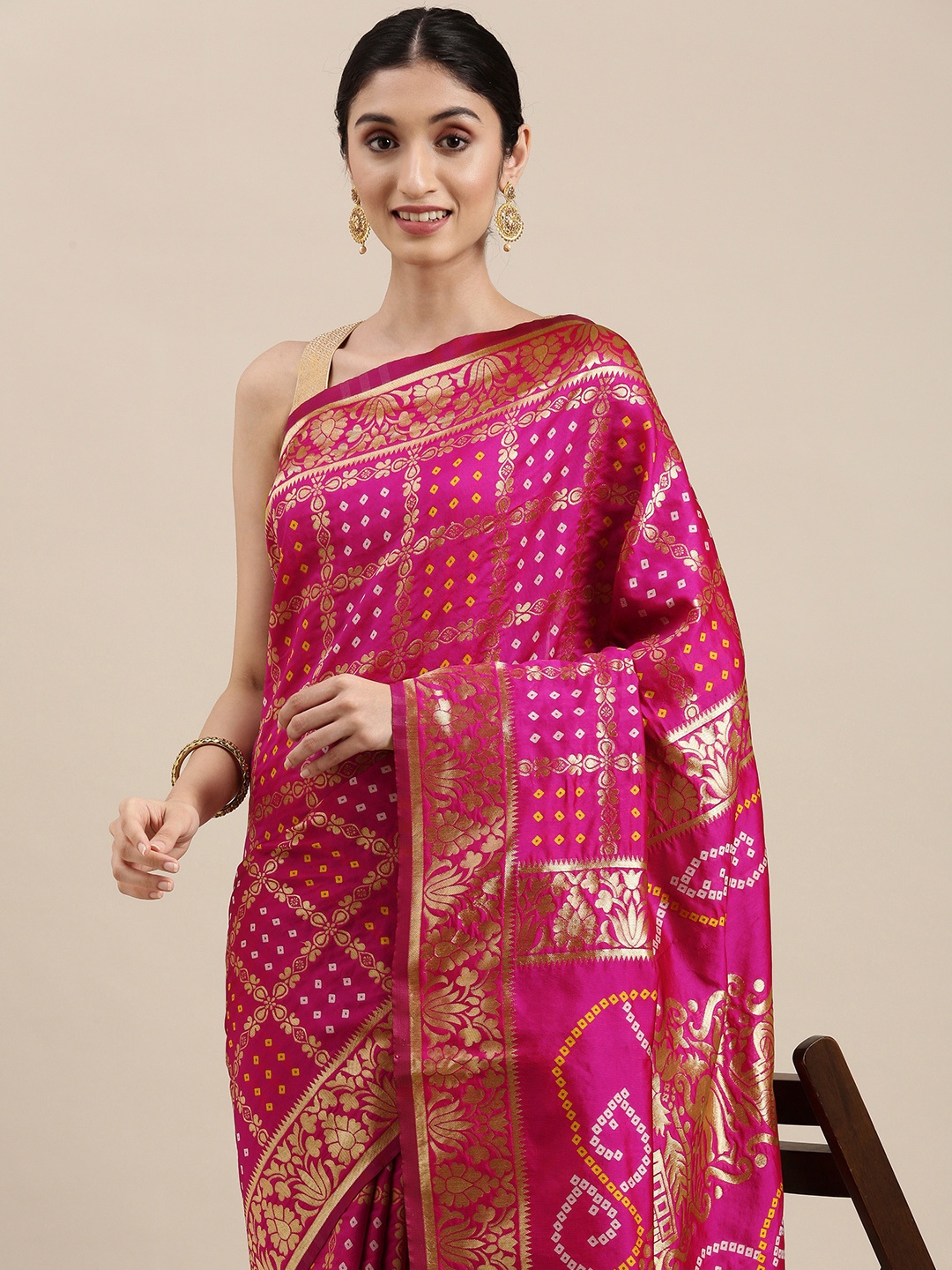 

Mitera Magenta & Golden Bandhani Silk Blend Bandhani Saree