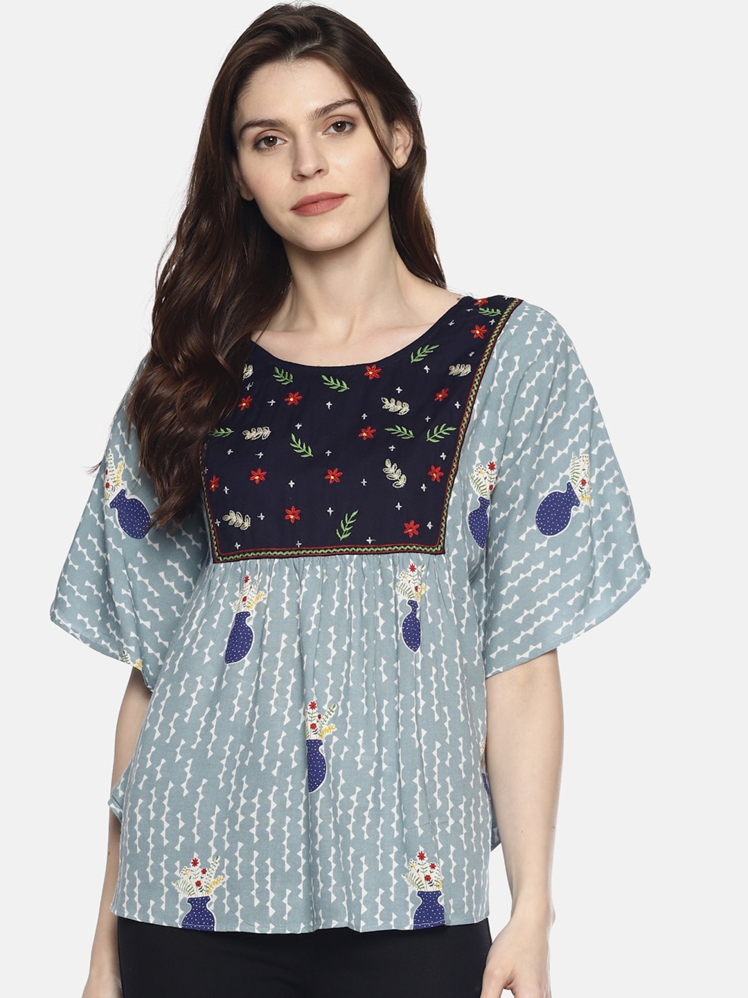 

UNTUNG Women Blue Embroidered Floral Printed Top