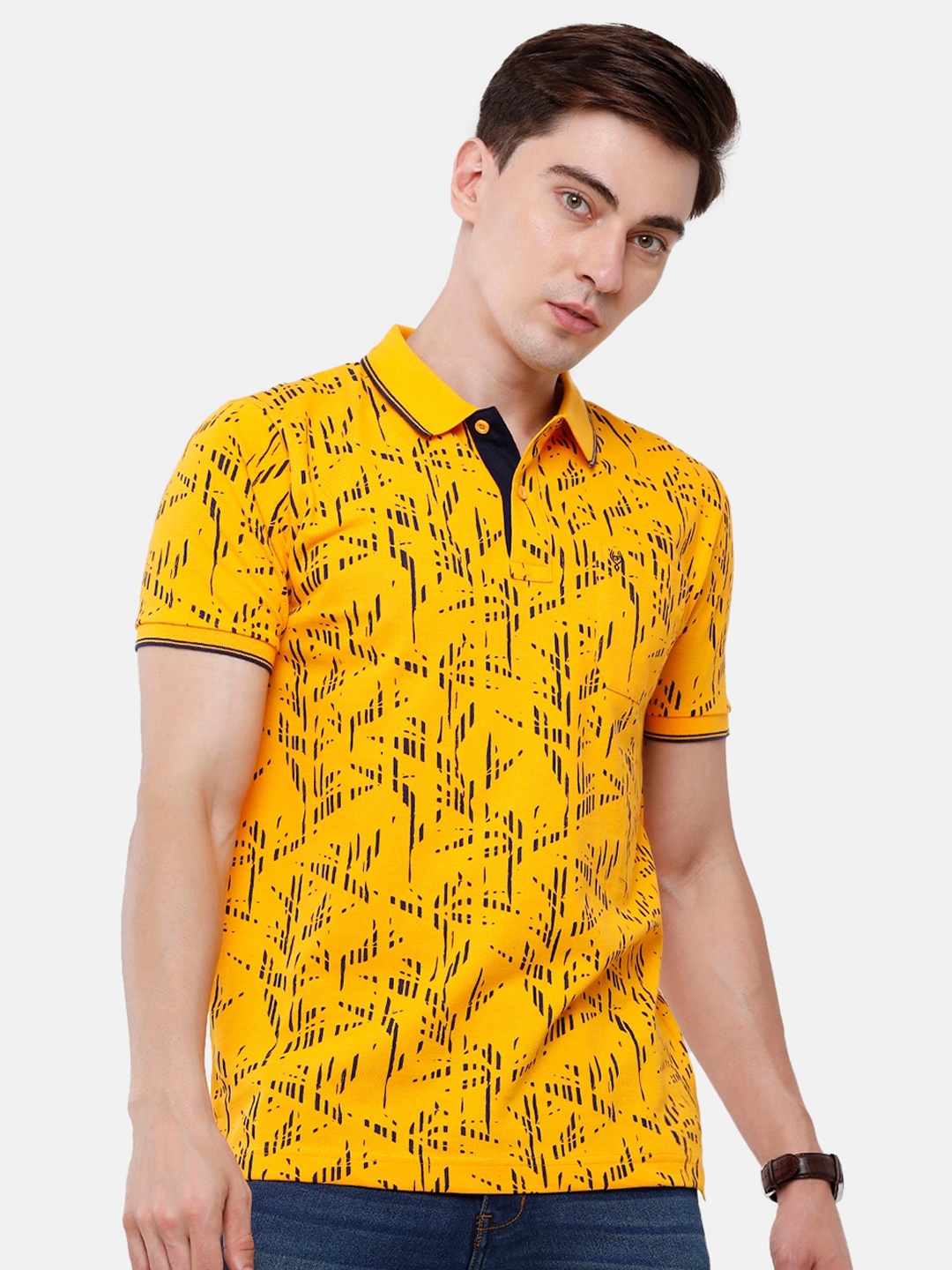 

Classic Polo Men Yellow & Black Printed Polo Collar Slim Fit Pure Cotton T-shirt