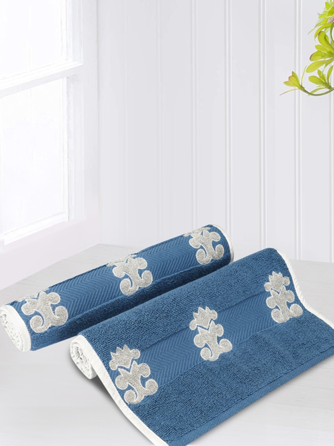 

LUSH & BEYOND Set Of 2 Solid Cotton 500 GSM Hand Towels, Navy blue