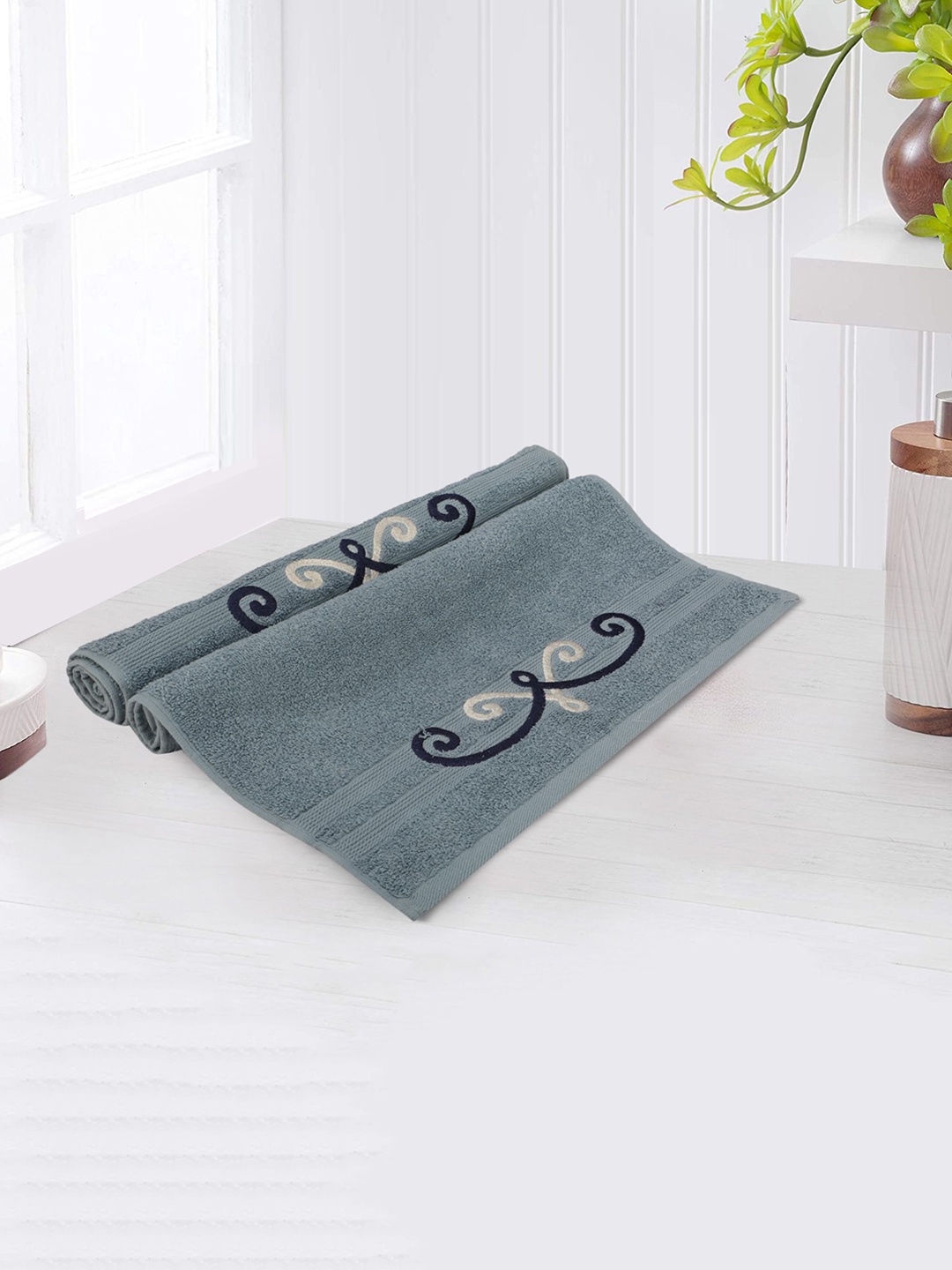 

LUSH & BEYOND Set Of 2 Blue Solid 500 GSM Cotton Hand Towels