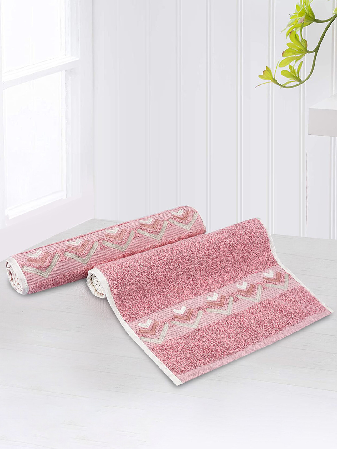 

LUSH & BEYOND Set Of 2 Peach Solid 500 GSM Cotton Hand Towels