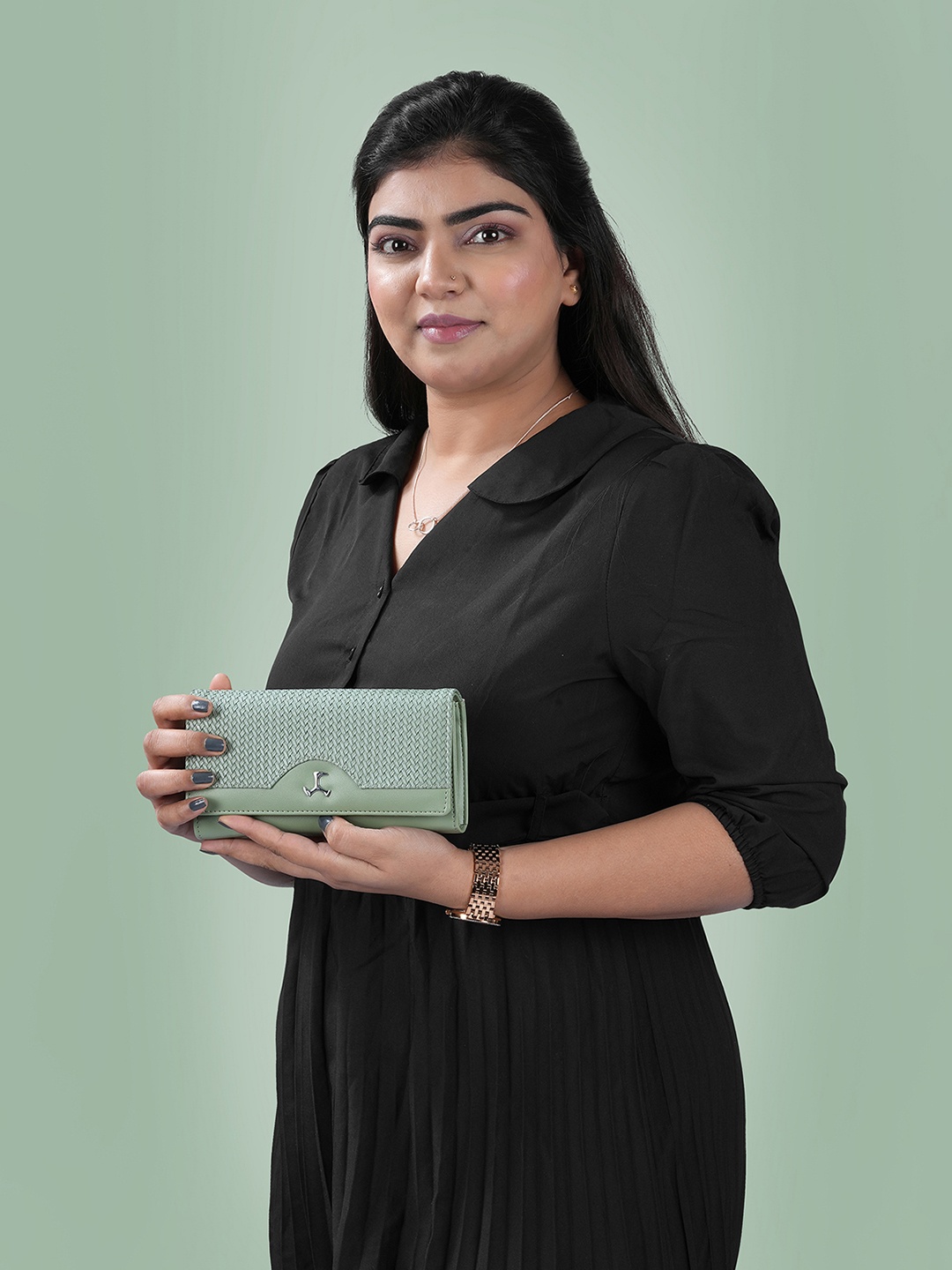 

Mochi Green Textured Foldover Clutch