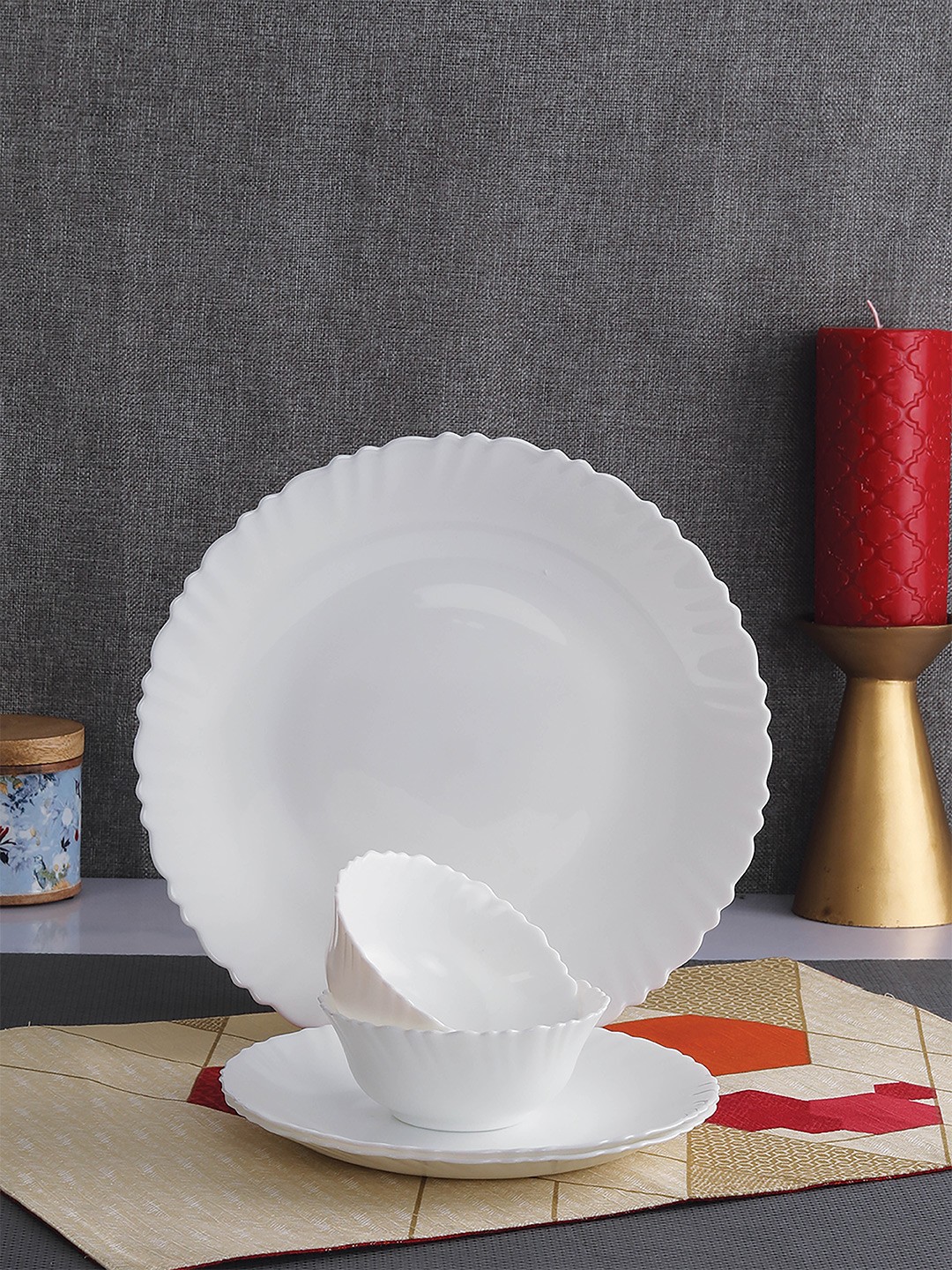 

Cello White 18 Pieces Opalware Dazzle Glossy Dinner Set