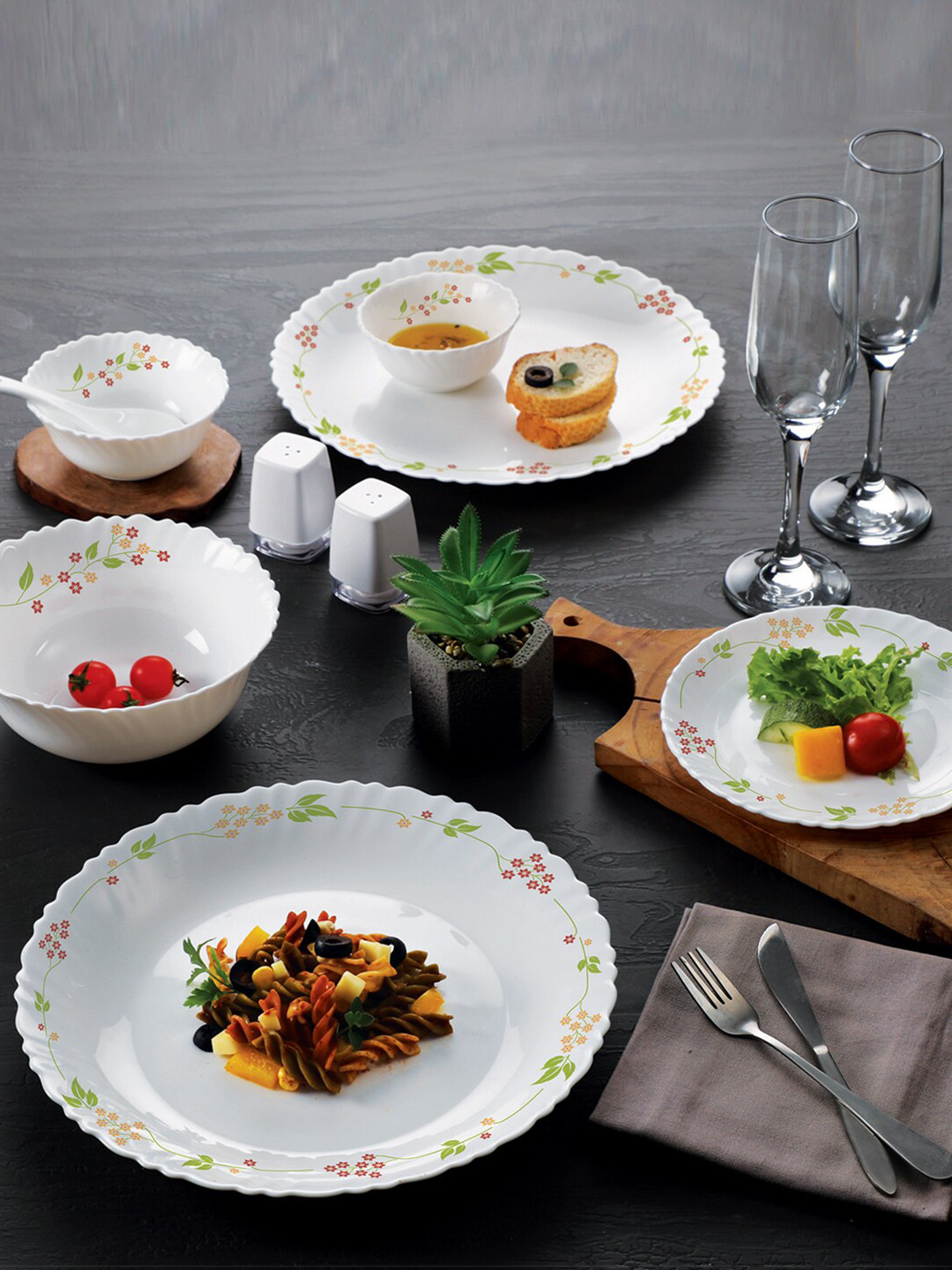 

Cello White & Green Set Of 19 Dazzle Secret Garden Floral Opalware Glossy Dinner Set