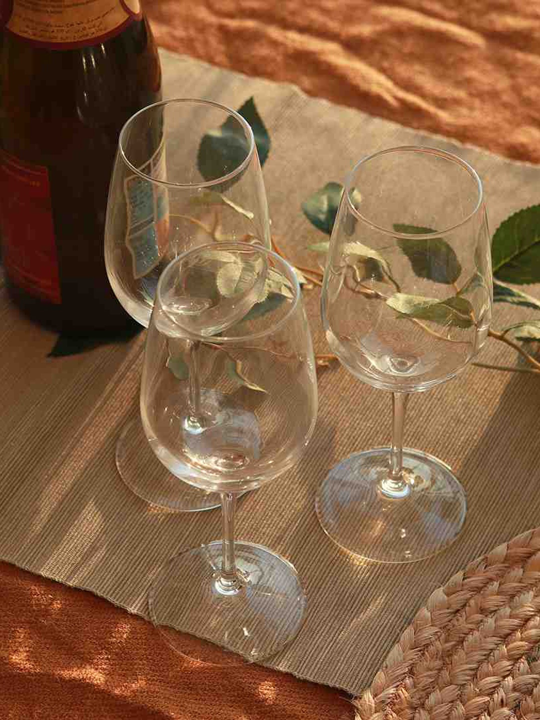 

Wonderchef Set Of 2 Bormioli White Wine Glasses - 280 ML, Transparent