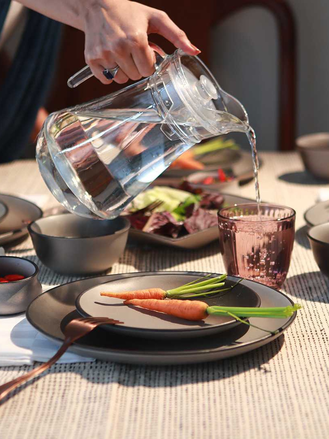

Wonderchef Bormioli Set Of 6 Pink Solid 290 ML Water Glasses